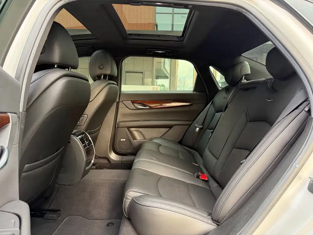 Cadillac CT6 — миниатюра 18