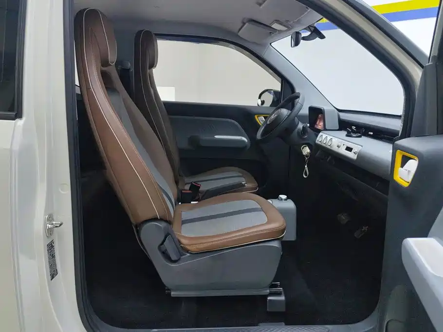 Wuling MINIEV — миниатюра 8