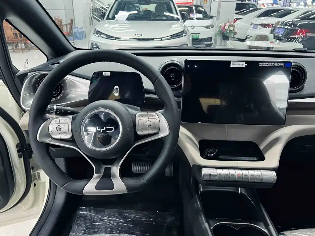 BYD Dolphin — миниатюра 7