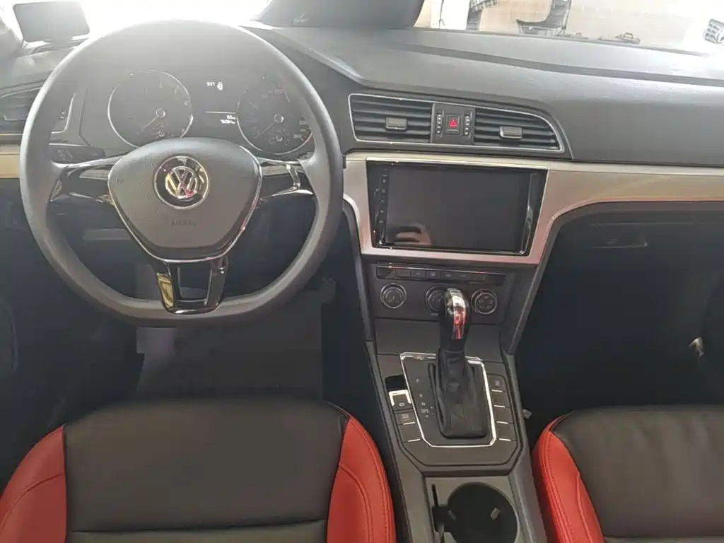 Volkswagen Lamando — миниатюра 10