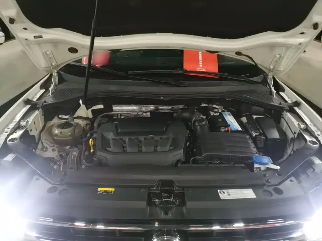 Volkswagen Tiguan L — миниатюра 20