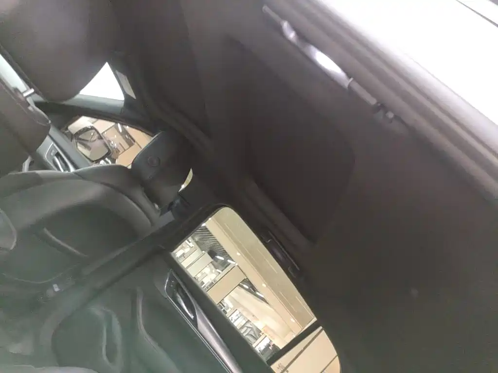 Cadillac CT5 — миниатюра 18