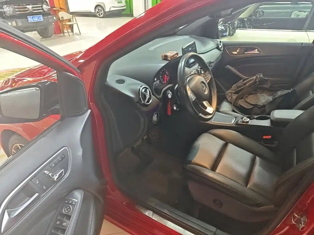 Mercedes-Benz B-Class — миниатюра 16