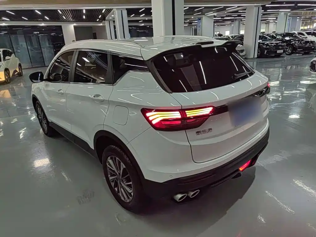 Geely Binyue — миниатюра 5