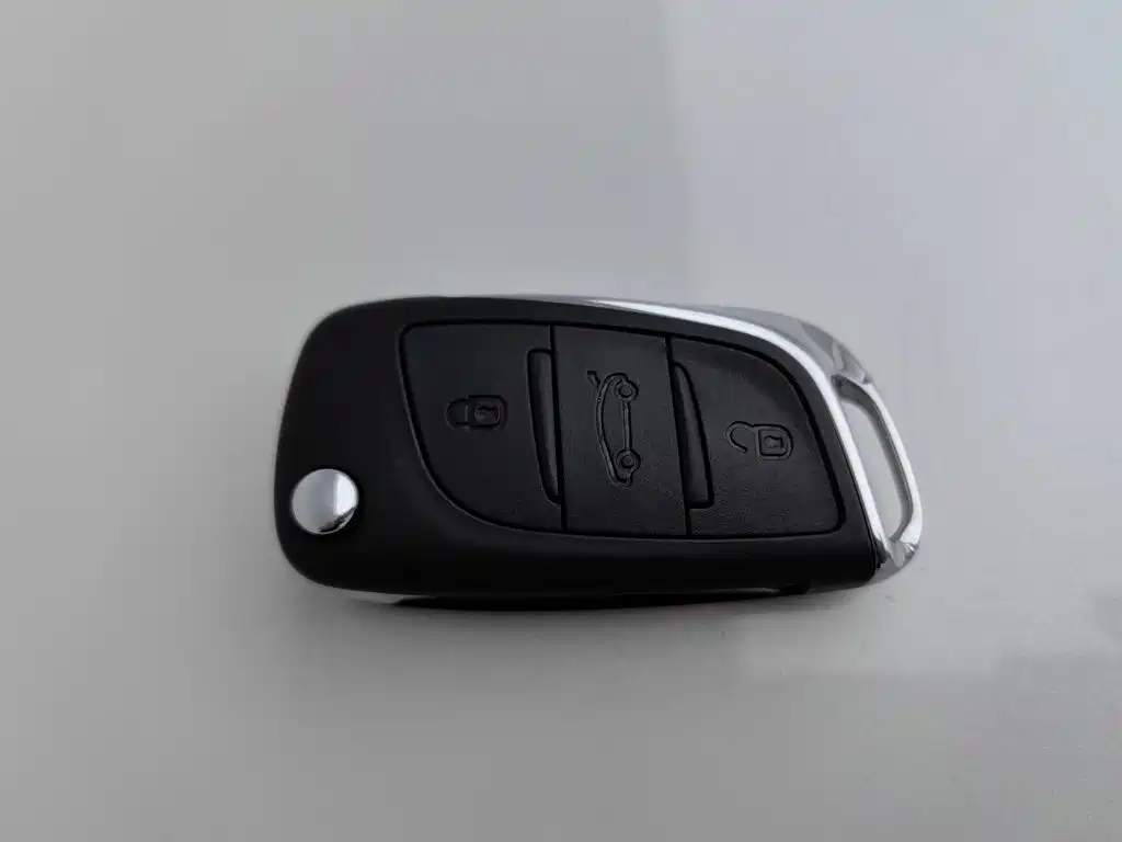 Citroen C4L — миниатюра 19