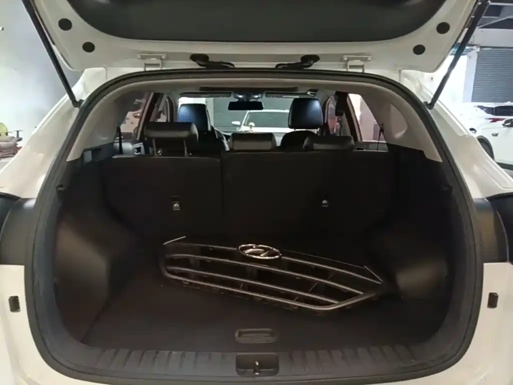 Hyundai Tucson — миниатюра 19