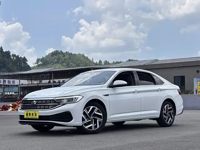 VOLKSWAGEN SAGITAR 2023