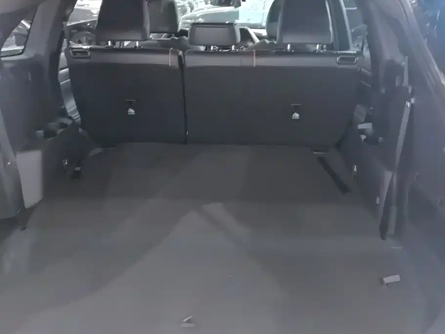 Toyota Crown Kluger — миниатюра 4