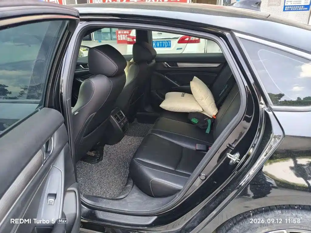 Honda Inspire — миниатюра 7
