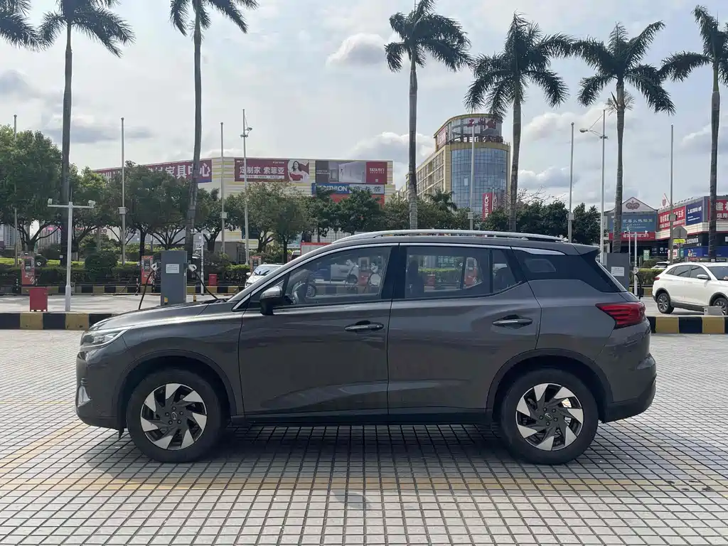 GAC TRUMPCHI GS4