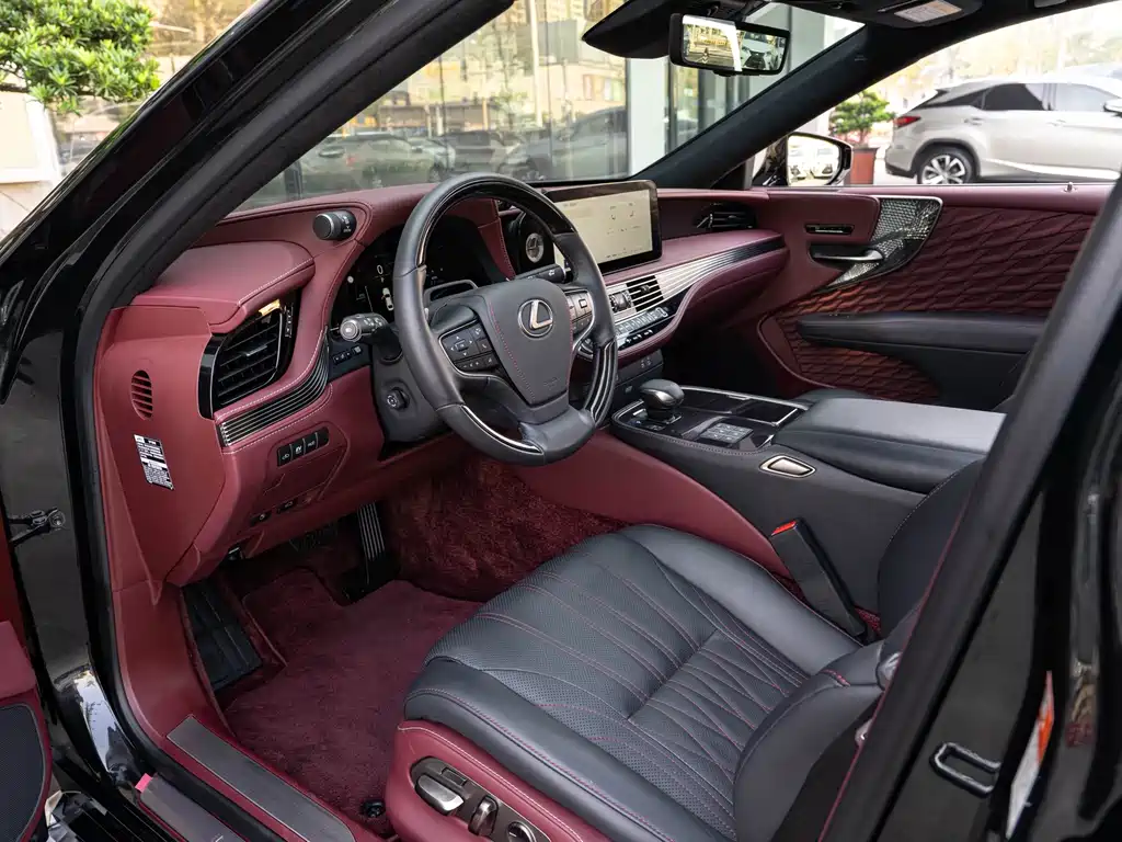 Lexus LS — миниатюра 9