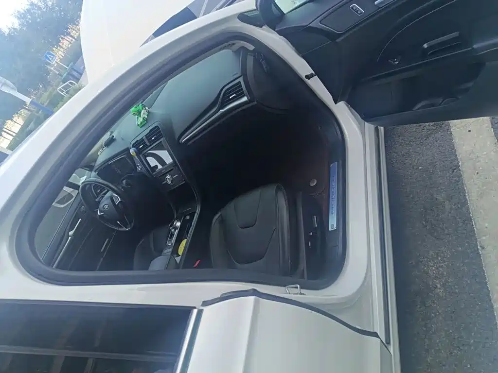 Ford Mondeo — миниатюра 20