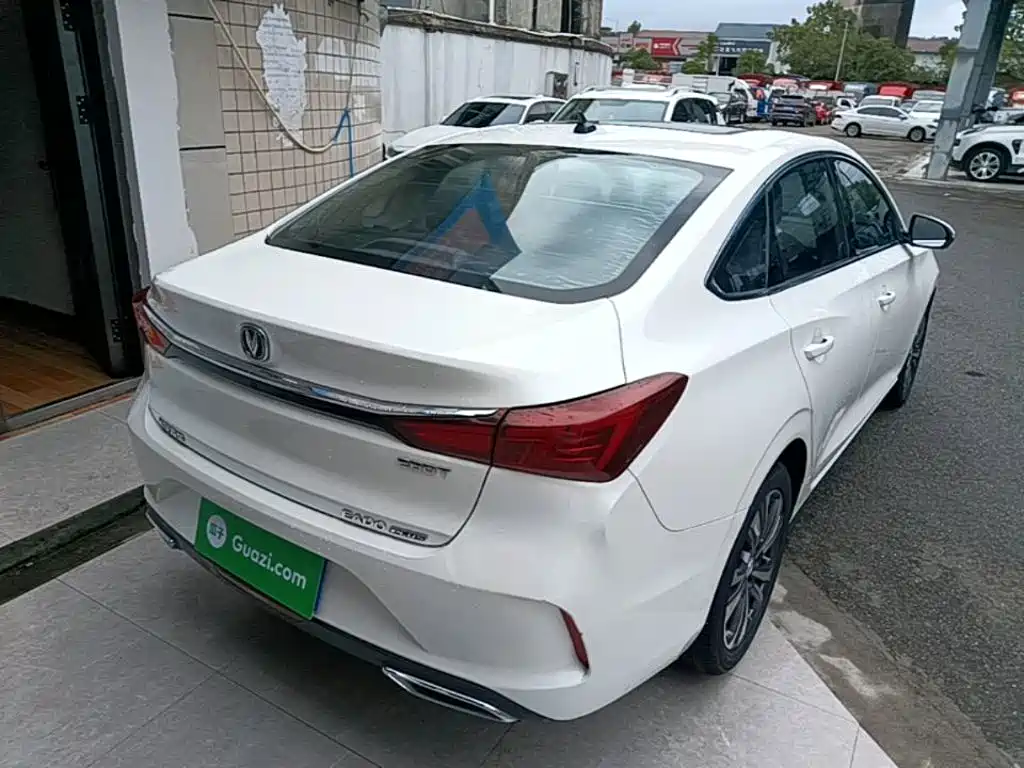 Changan Eado — миниатюра 7