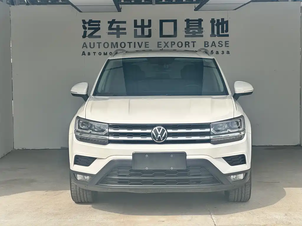 Volkswagen Tharu — миниатюра 2