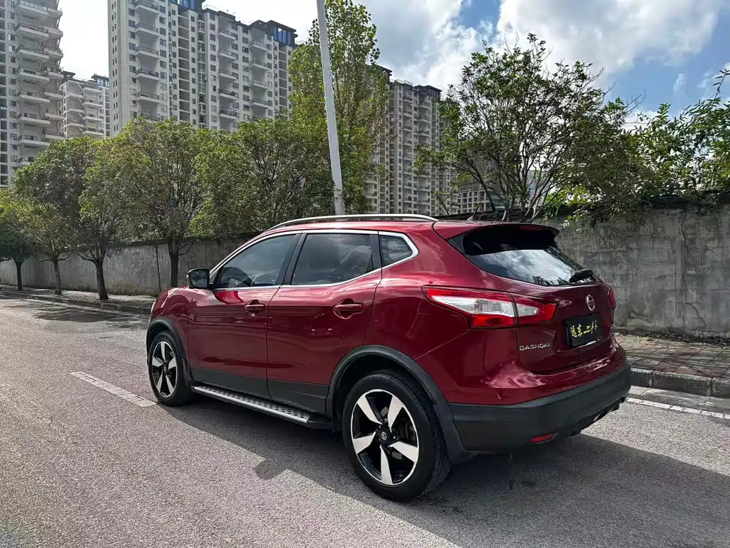 Nissan Qashqai — миниатюра 7