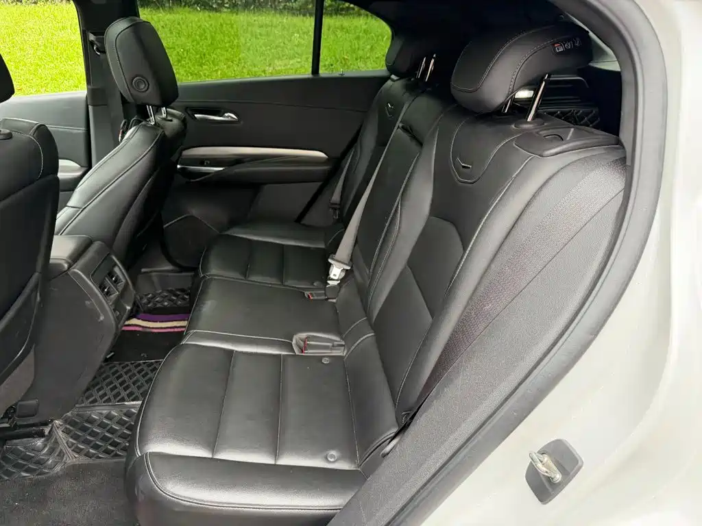 Cadillac XT4 — миниатюра 12