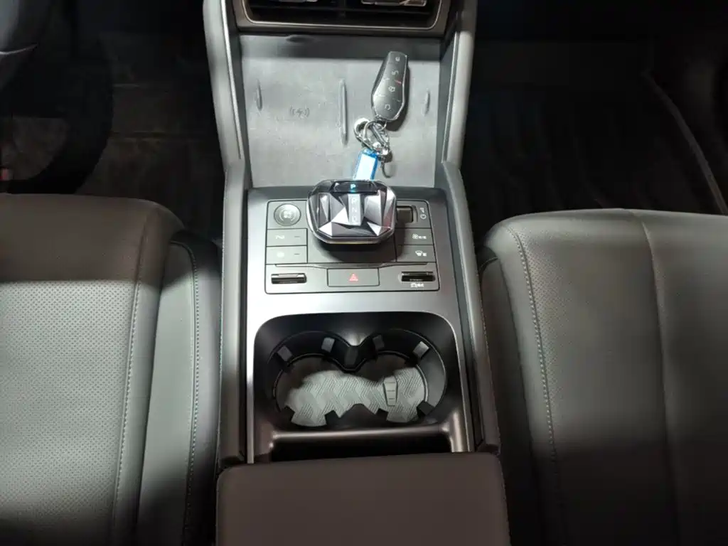 BYD Qin L — миниатюра 14