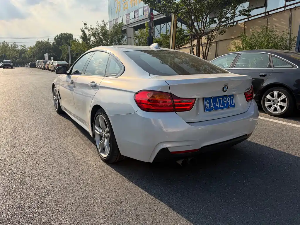 BMW 4 Series — миниатюра 4