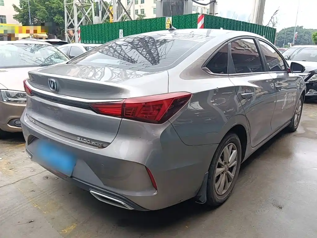 Changan Eado — миниатюра 7