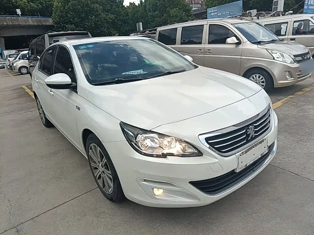Peugeot 408 — миниатюра 4