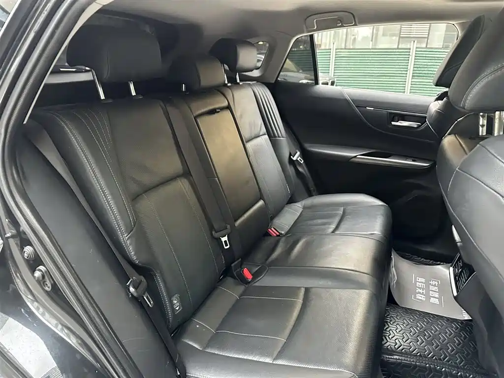 Toyota Harrier 2022 2.5L CVT Luxury