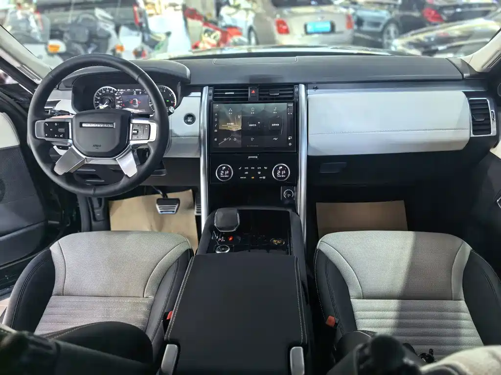 Land Rover Discovery — миниатюра 12