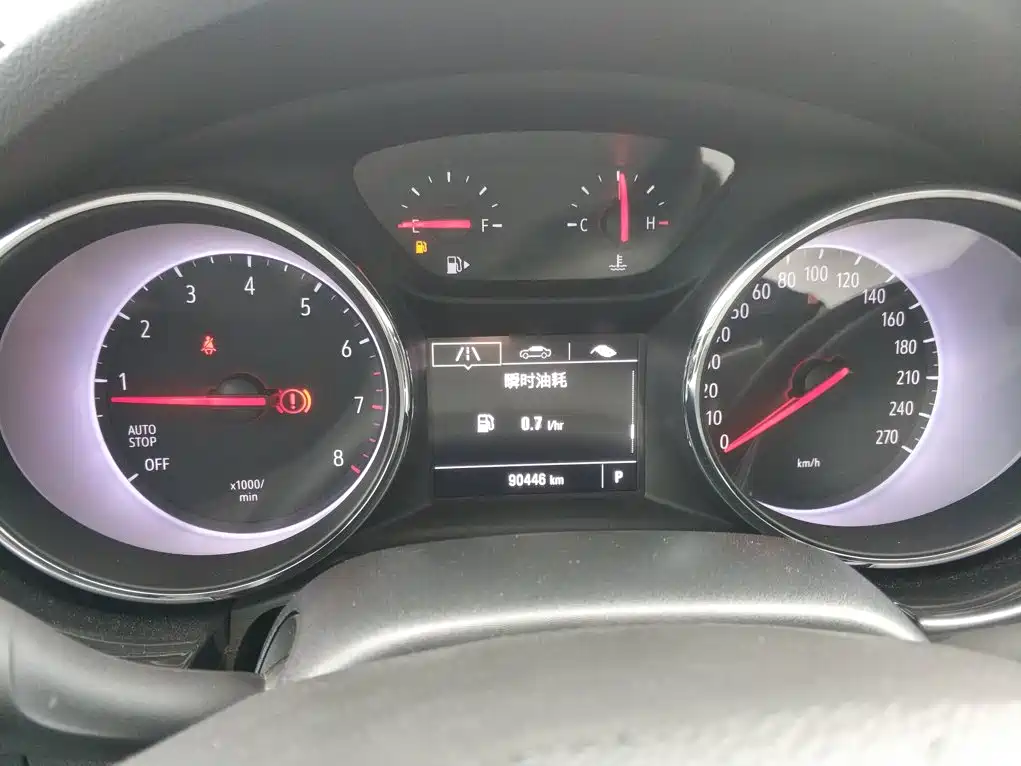 Buick Verano — миниатюра 12