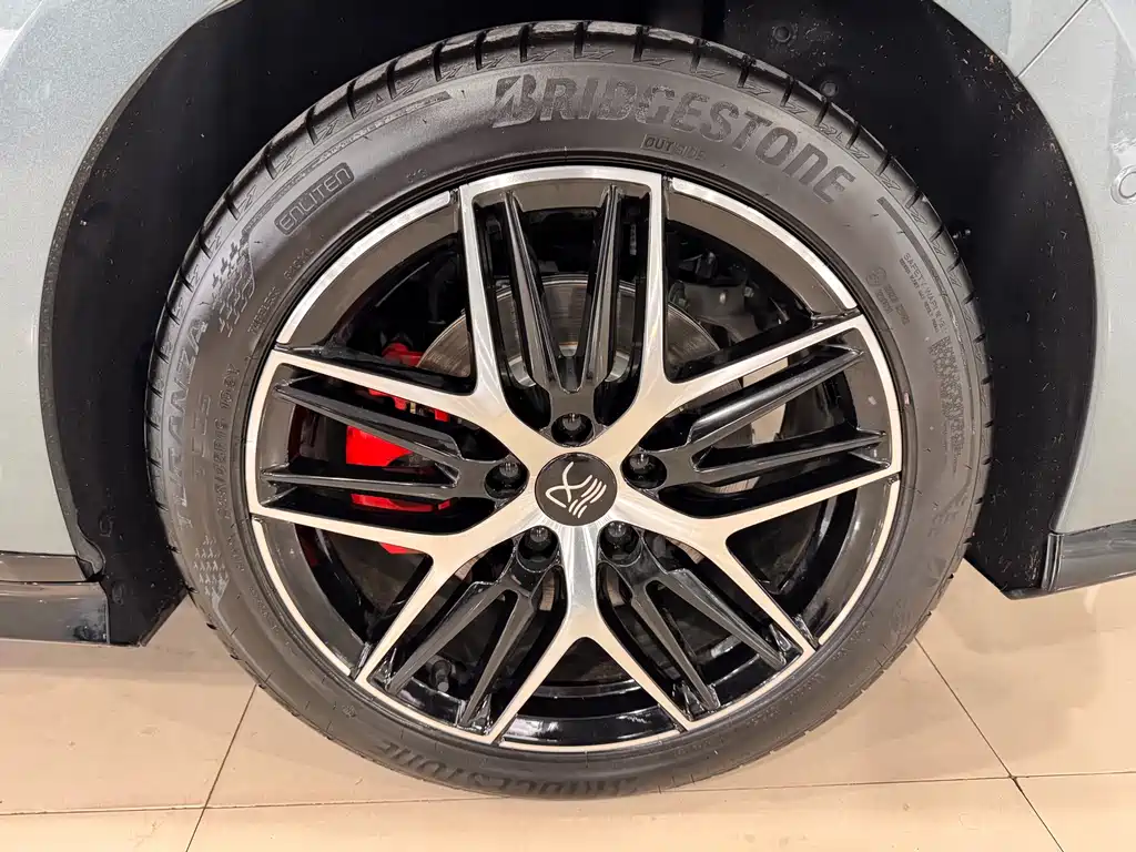 BYD Хань Ли — миниатюра 19
