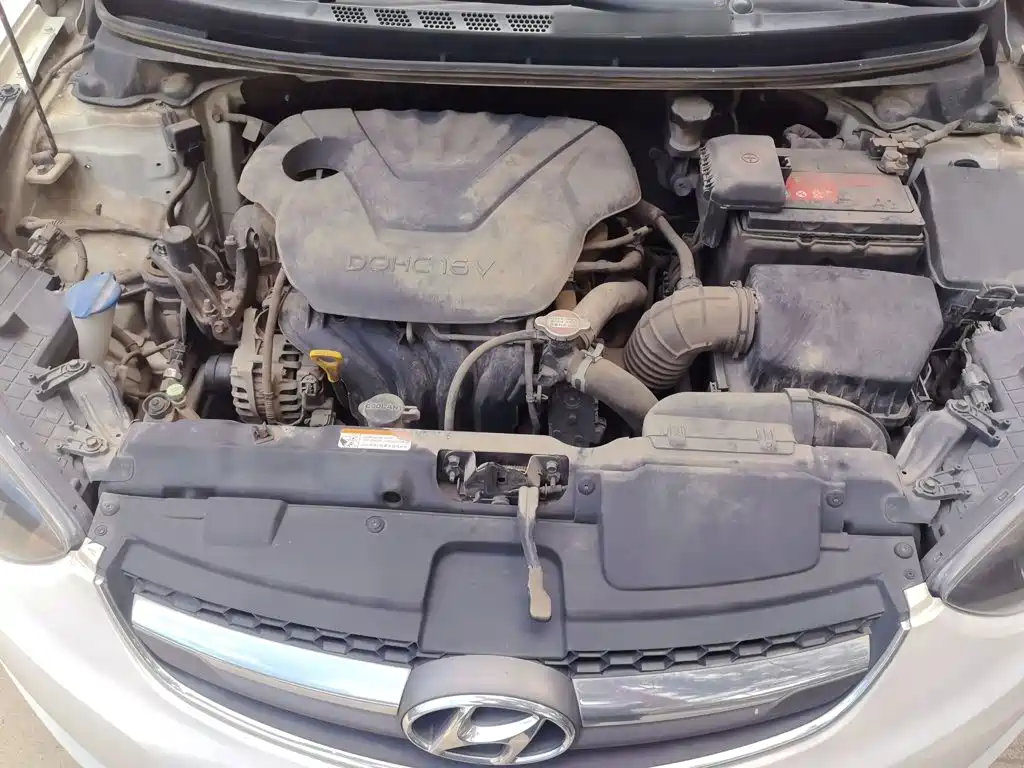 Hyundai Elantra Langdong — миниатюра 16