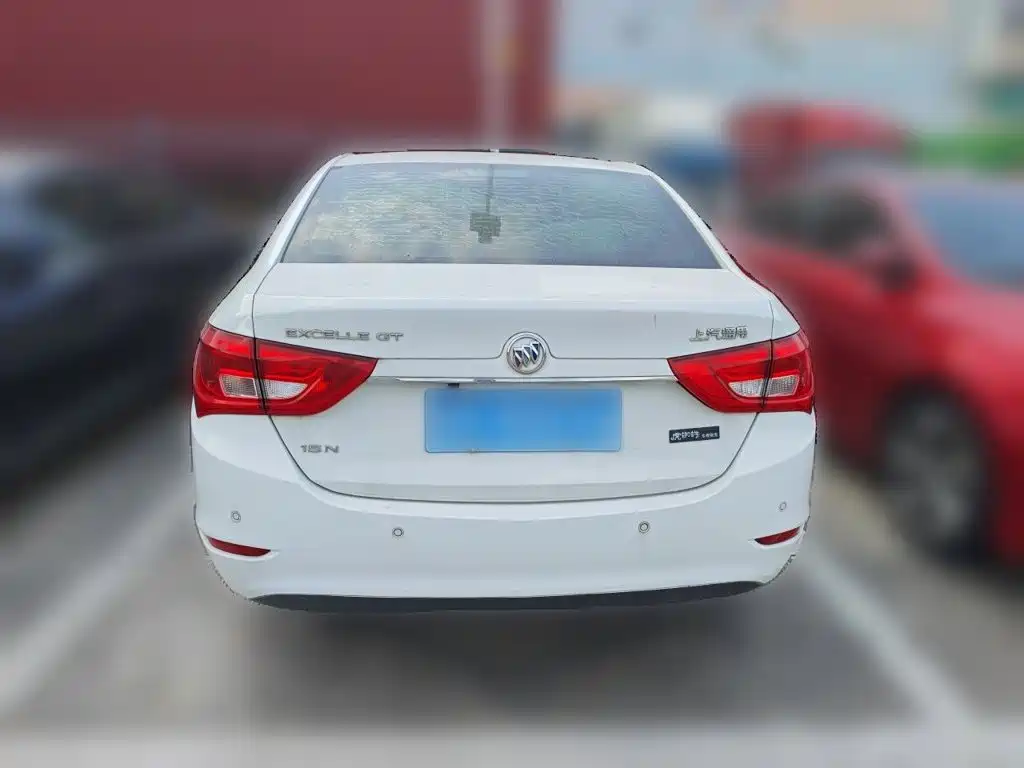 Buick Excelle — миниатюра 3