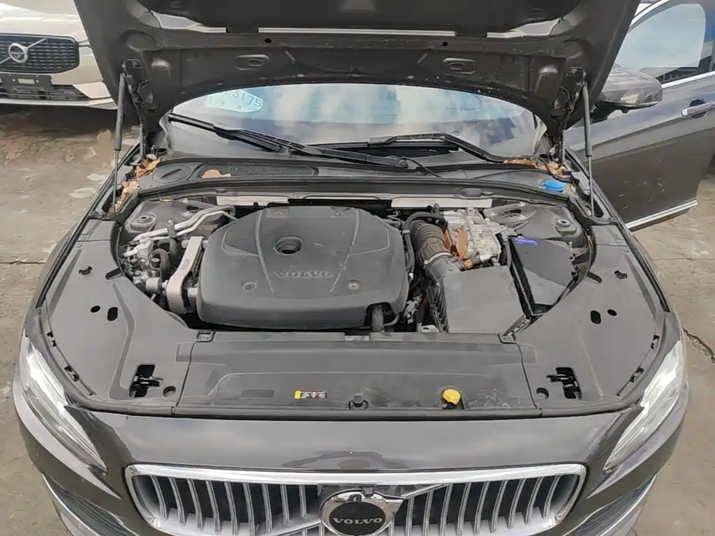 Volvo S90 PHEV — миниатюра 20