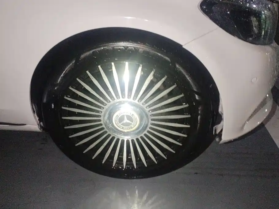 Mercedes-Benz C-Class — миниатюра 6