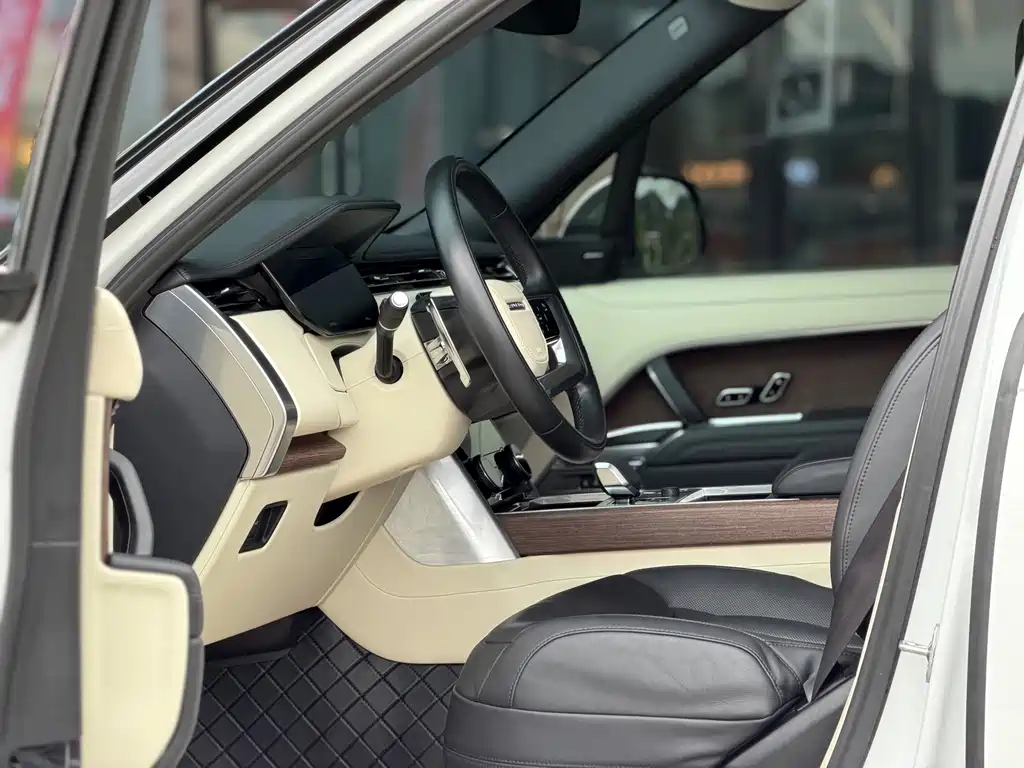 Land Rover Range Rover — миниатюра 10