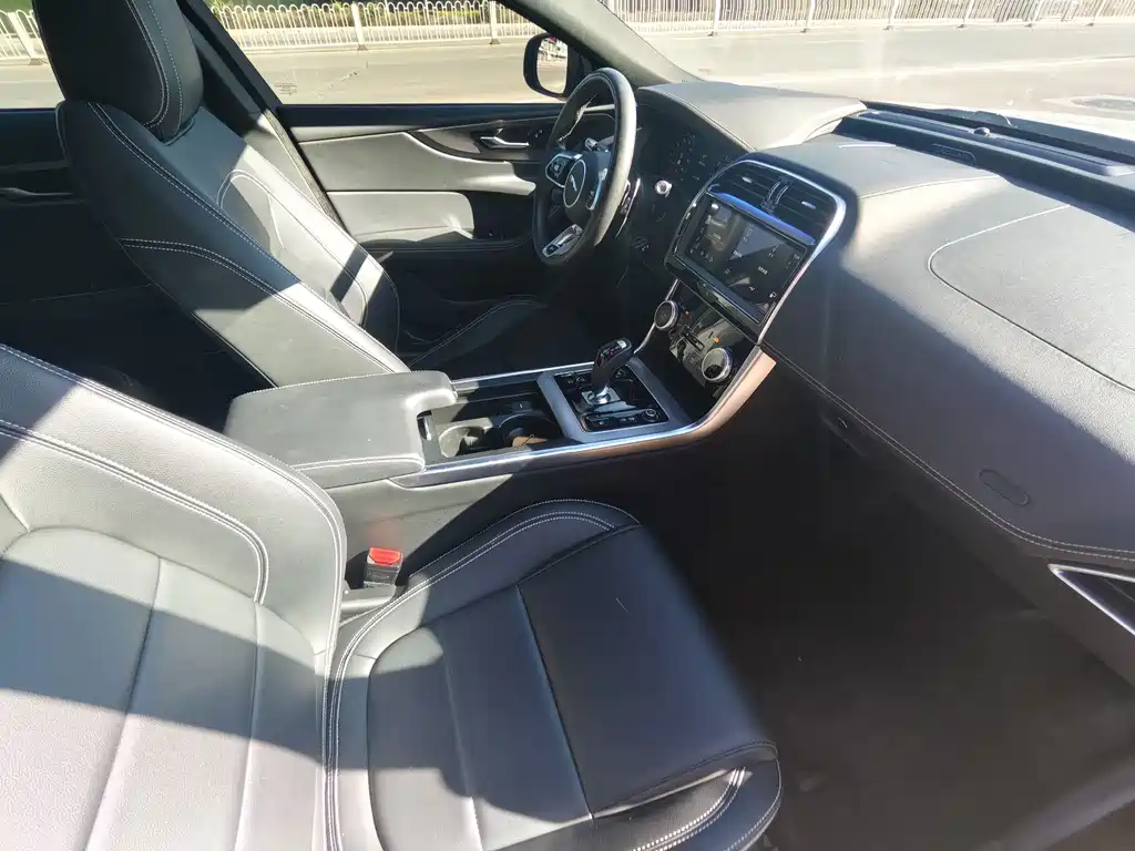 Jaguar XEL — миниатюра 14