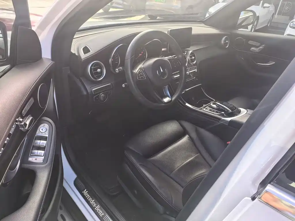 Mercedes-Benz GLC — миниатюра 9