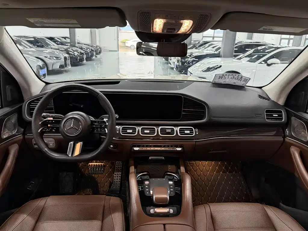Mercedes-Benz GLS — миниатюра 4