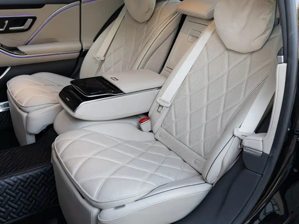 Mercedes-Benz S-Class — миниатюра 21