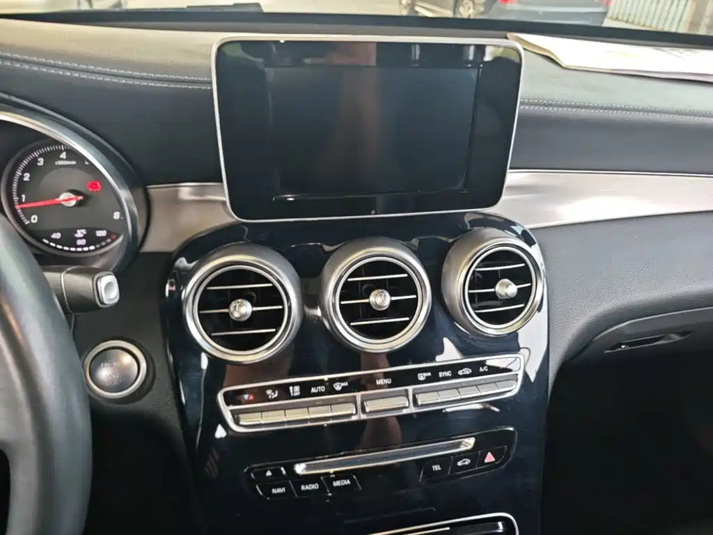 Mercedes-Benz GLC Coupe — миниатюра 13