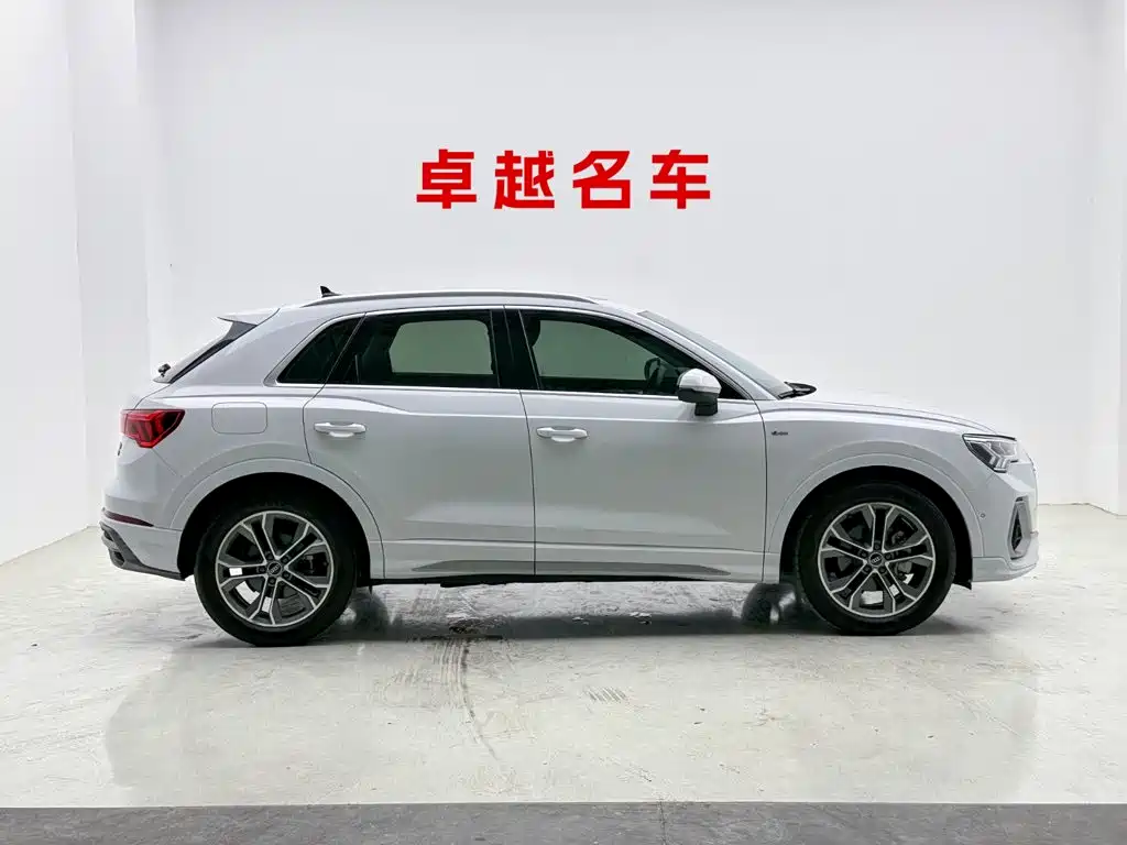 Audi Q3 — миниатюра 7