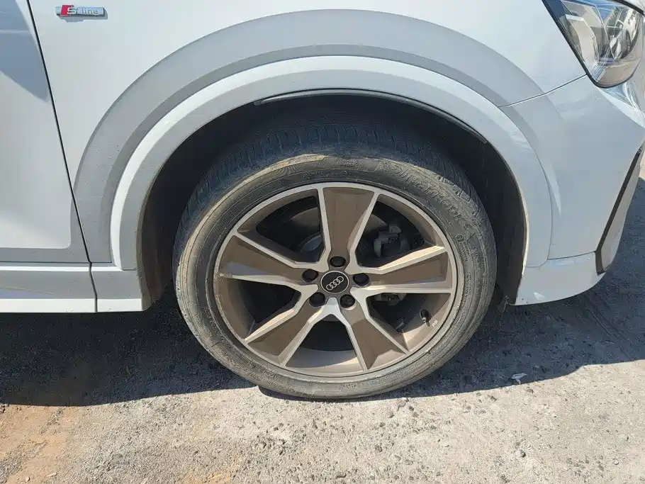 Audi Q2L — миниатюра 6