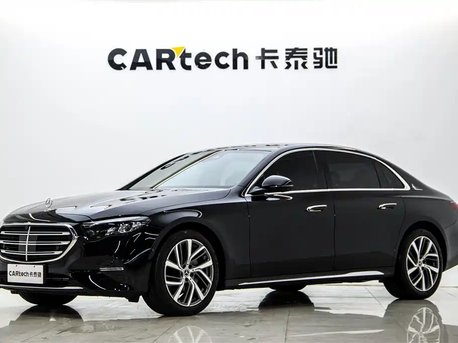 Mercedes-Benz E-Class 2024