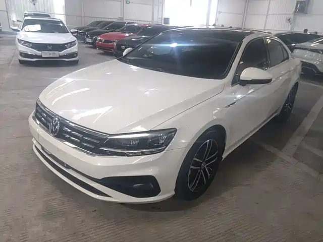 Volkswagen Lamando