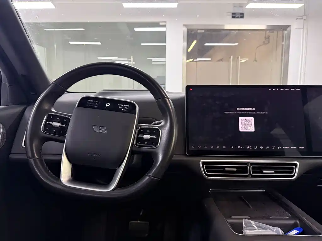 Li Auto Li L8 — миниатюра 16