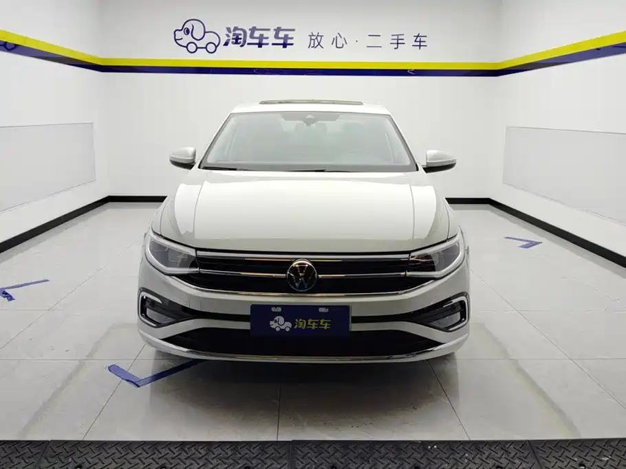 Volkswagen Bora — миниатюра 2