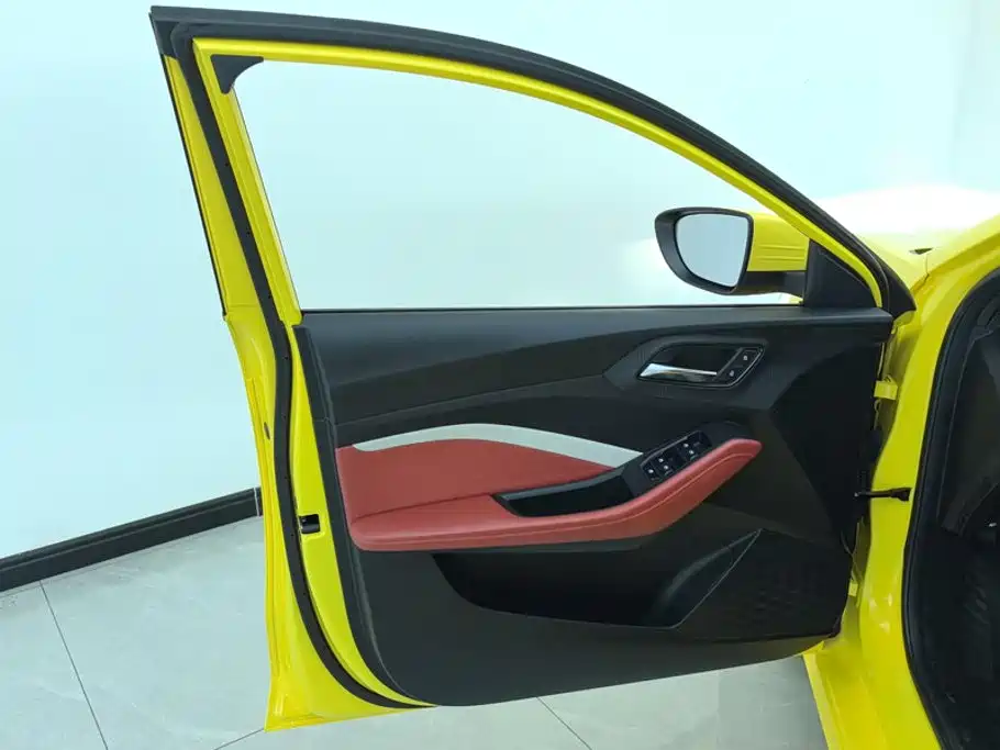 MG MG5 — миниатюра 7