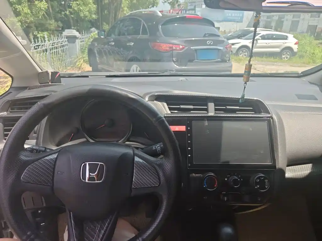 Honda Fit — миниатюра 14