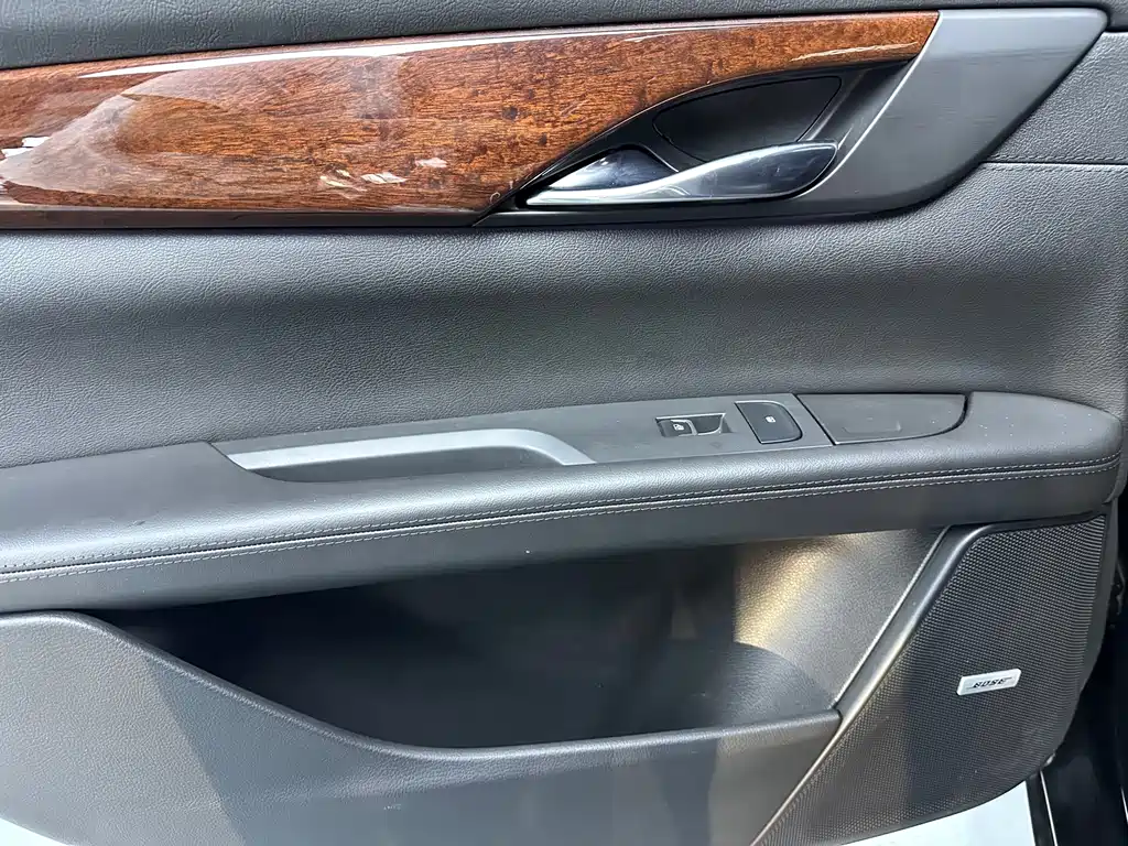 Cadillac CT6 — миниатюра 12