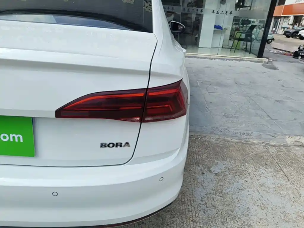 Volkswagen Bora — миниатюра 8