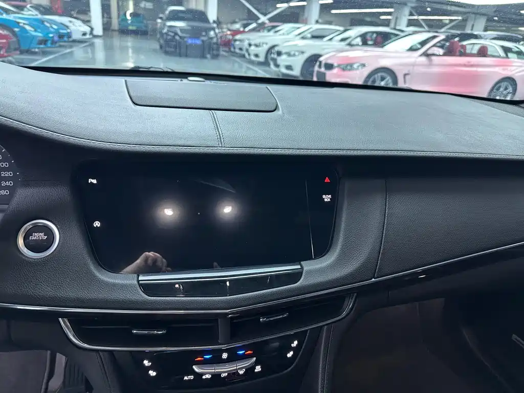 Cadillac CT6 — миниатюра 8