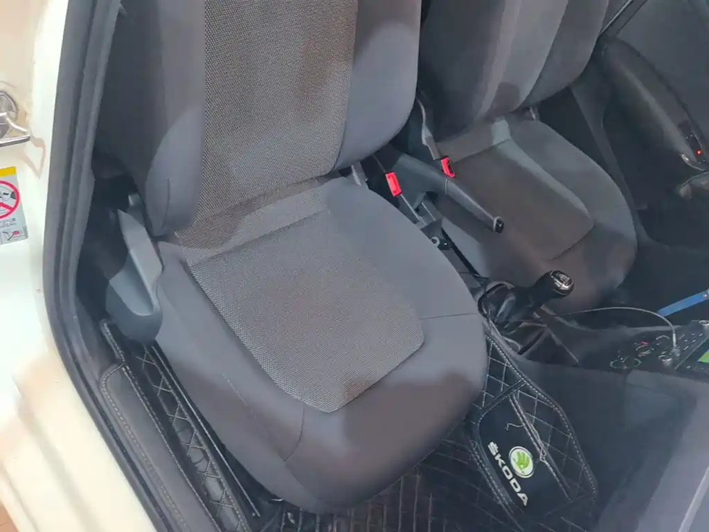 Skoda Rapid Spaceback — миниатюра 25